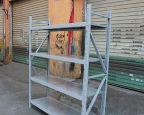 從深圳二手辦公用品市場到專業(yè)貨架廠 解析倉儲貨架的選擇與應(yīng)用